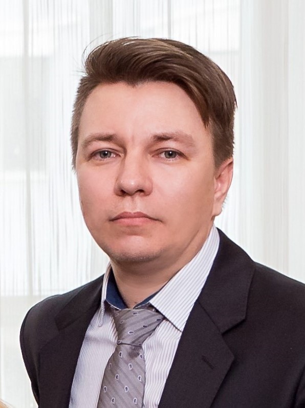 Палухин Павел Николаевич, заместитель директора по информационно-коммуникационным технологиям
